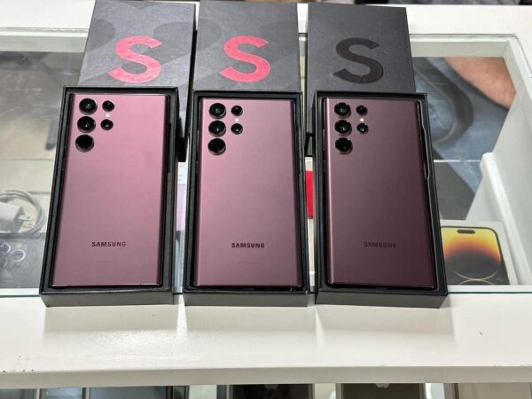 Smartphone Pallet - Image 6